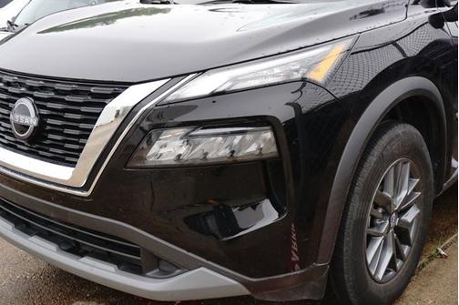 Super Black 2023 Nissan Rogue S