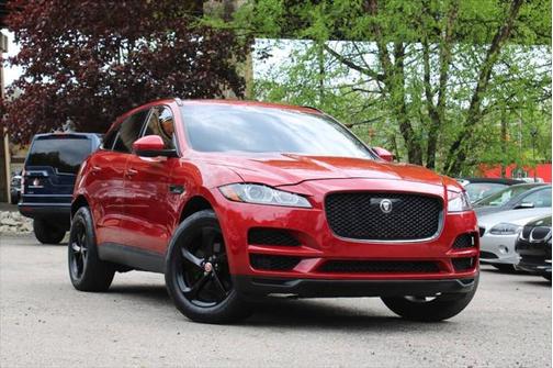 2018 Jaguar F-PACE 25t Premium