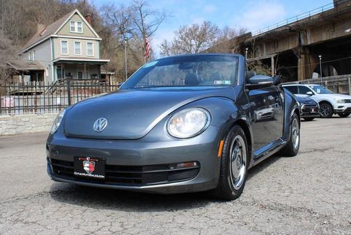 2014 Volkswagen Beetle Auto 1.8T w/Tech
