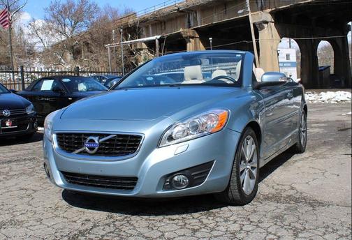 2012 Volvo C70 T5 Platinum