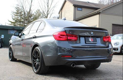 2016 BMW 320 i