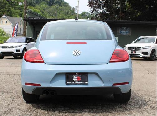 Denim Blue 2013 Volkswagen Beetle 2.5L