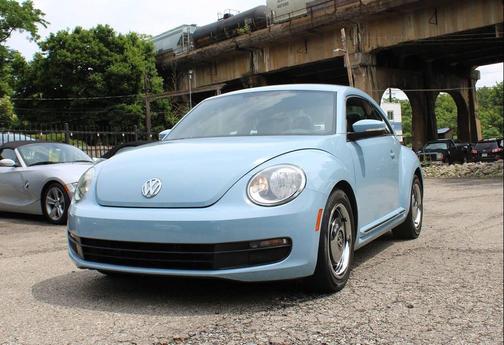 Denim Blue 2013 Volkswagen Beetle 2.5L