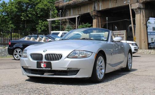 Titanium Silver Metallic 2006 BMW Z4 3.0si Roadster