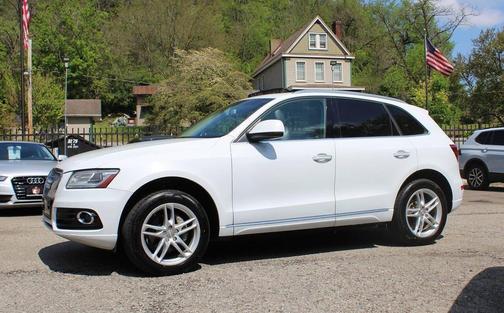 Glacier White Metallic 2015 Audi Q5 2.0T Premium