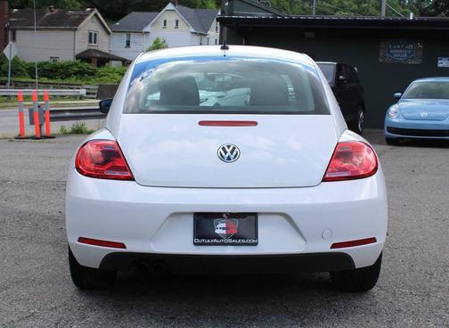 Candy White 2012 Volkswagen Beetle 2.5L