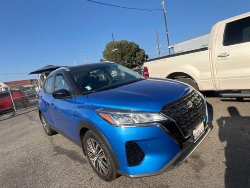 2021 Nissan Kicks SV