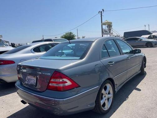 2005 Mercedes-Benz C-Class C230 Kompressor Sport
