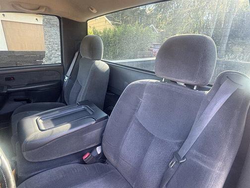 2003 Chevrolet Silverado 1500 LS