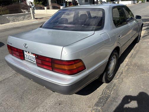 1994 Lexus LS 400 Base