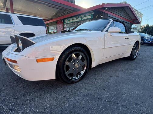 1990 Porsche 944 S2