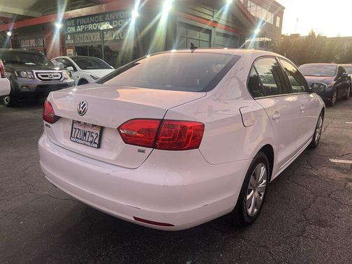 2014 Volkswagen Jetta Auto SE