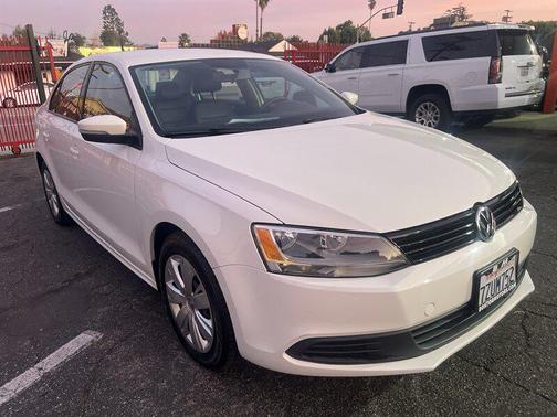 2014 Volkswagen Jetta Auto SE