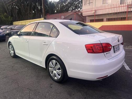 2014 Volkswagen Jetta Auto SE