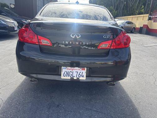 Black Obsidian 2010 INFINITI G37 S Sport