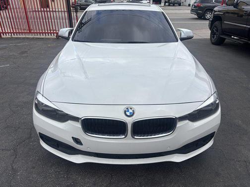 2017 BMW 320 i