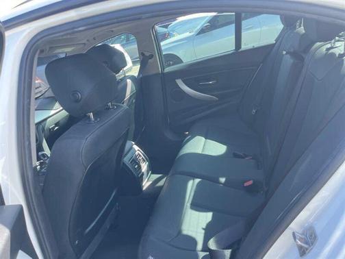 2017 BMW 320 i