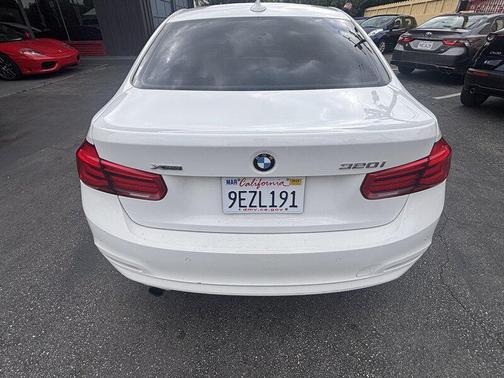 2017 BMW 320 i