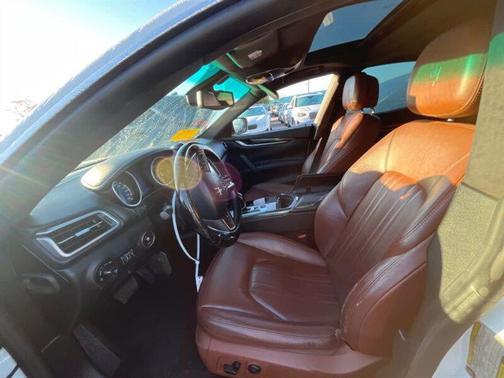 2015 Maserati Ghibli Base