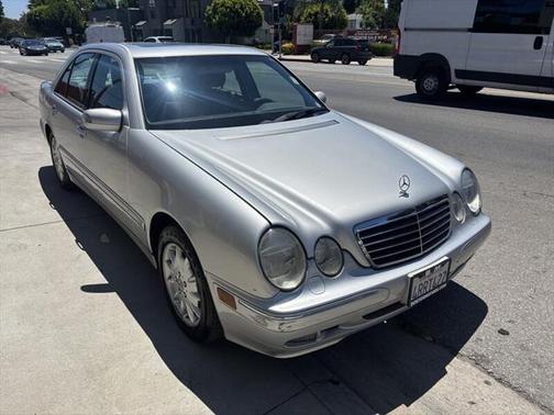 2001 Mercedes-Benz E-Class E 320