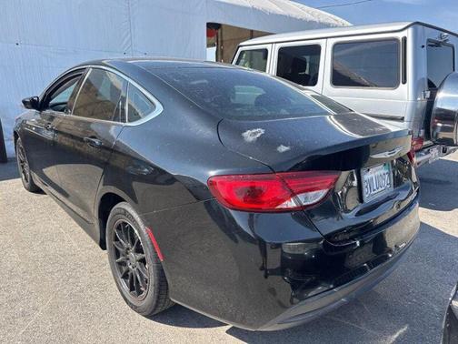 Gloss Black 2015 Chrysler 200 LX