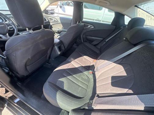 Gloss Black 2015 Chrysler 200 LX