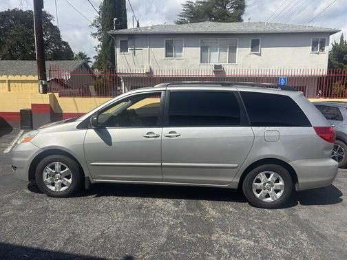 2007 Toyota Sienna LE
