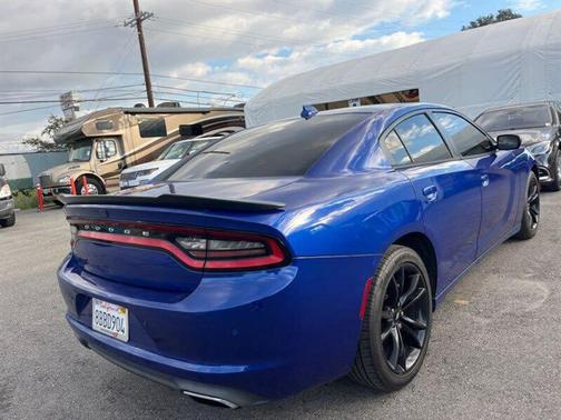2018 Dodge Charger SXT Plus