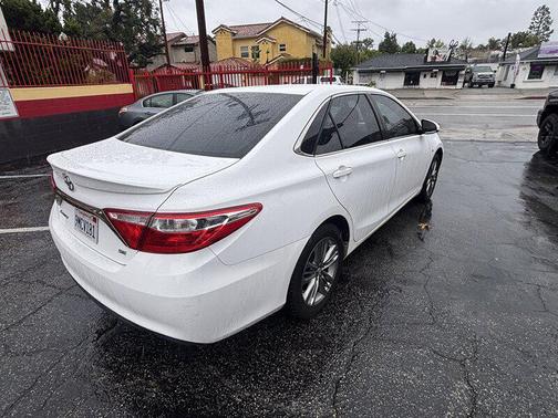 2016 Toyota Camry SE