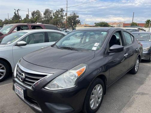 2015 Nissan Versa 1.6 SV