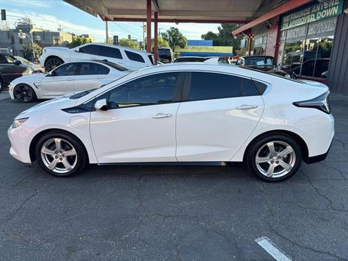 2017 Chevrolet Volt LT