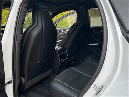 2023 Porsche Cayenne Cayenne Turbo S E-Hybrid