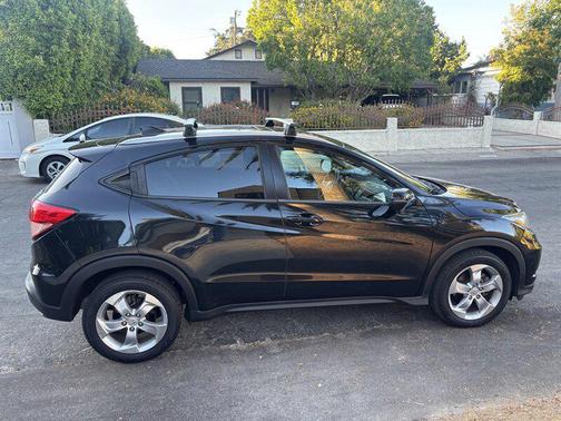 2016 Honda HR-V EX-L w/Navigation