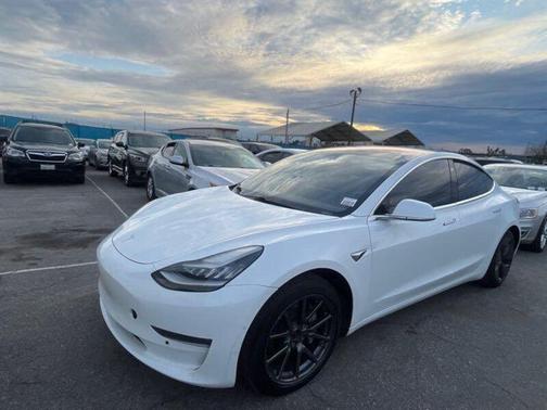 2018 Tesla Model 3 Performance
