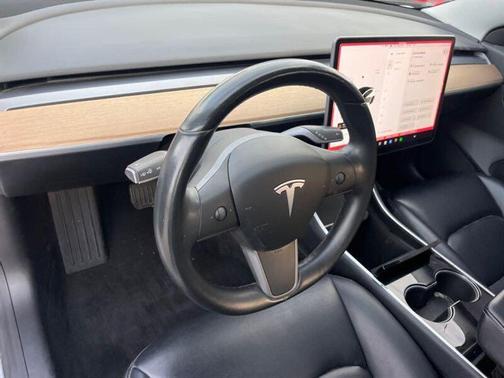 2018 Tesla Model 3 Performance