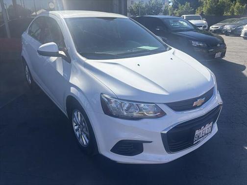 2017 Chevrolet Sonic LT