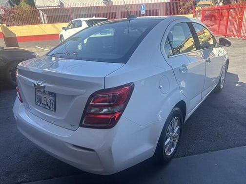 2017 Chevrolet Sonic LT