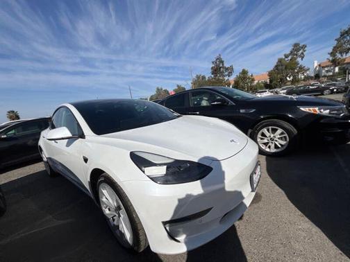 2022 Tesla Model 3 Standard Range