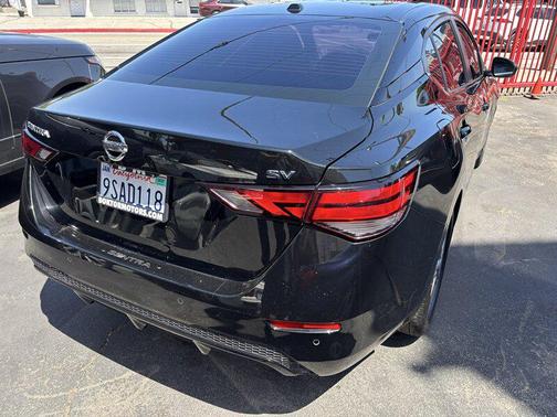Super Black 2022 Nissan Sentra SV