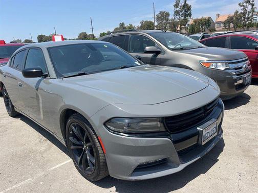 Destroyer Gray Clearcoat 2018 Dodge Charger SXT Plus