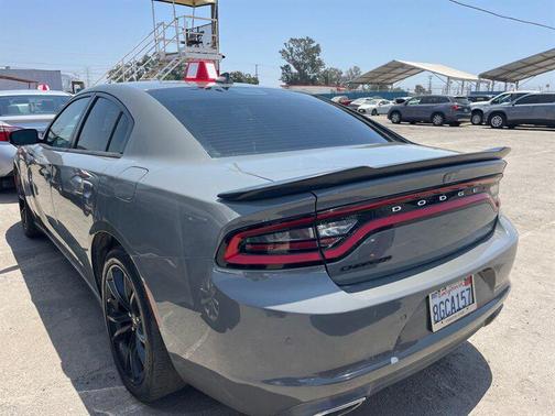 Destroyer Gray Clearcoat 2018 Dodge Charger SXT Plus