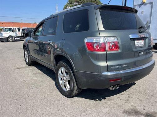 2011 GMC Acadia SL