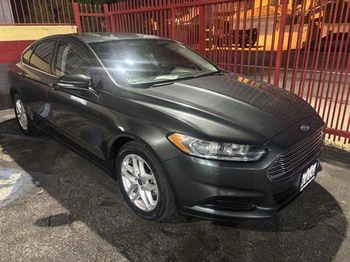 2015 Ford Fusion SE
