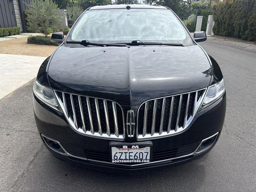 Tuxedo Black 2013 Lincoln MKX Base