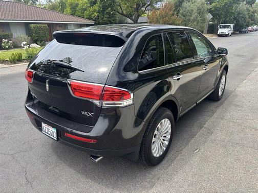 Tuxedo Black 2013 Lincoln MKX Base