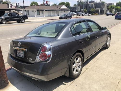 2005 Nissan Altima 2.5 SL