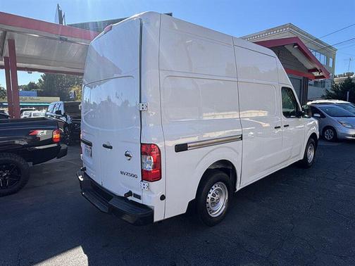 2016 Nissan NV Cargo NV2500 HD S V6