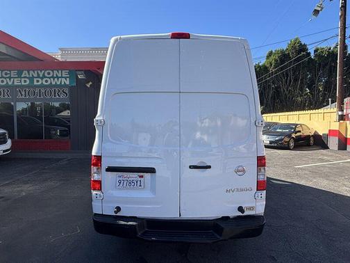 2016 Nissan NV Cargo NV2500 HD S V6