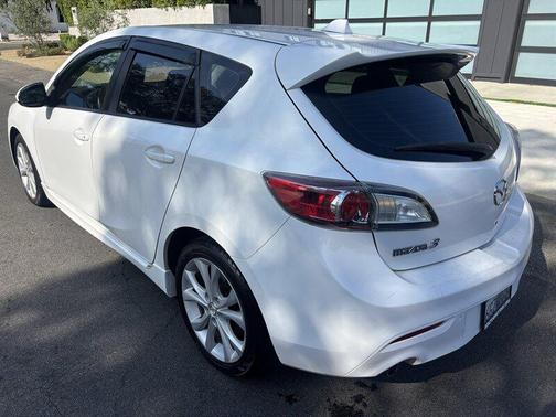 Crystal White Pearl Mica 2011 Mazda Mazda3 s Sport