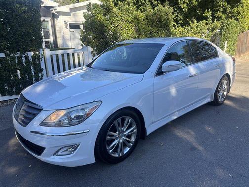 2014 Hyundai Genesis 3.8